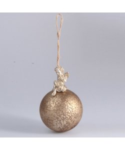 Anděl na kouli 9/36